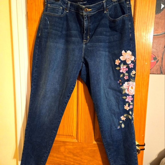 Jean - Picture 1 of 1